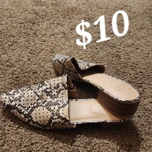 Women's Dress Shoes-Size 9